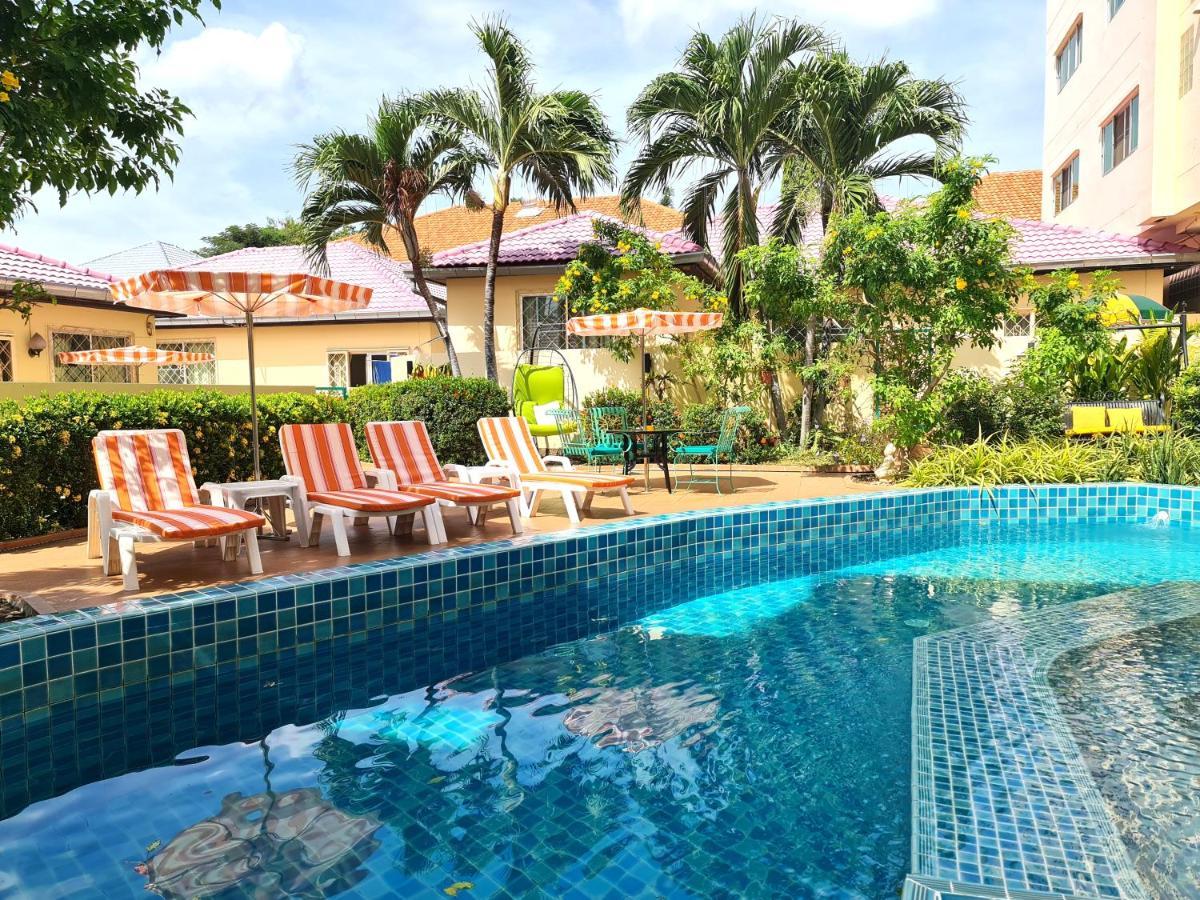 Butterfly Garden Boutique Residences: Luxury Apartments & Villas with Full Amenities Pattaya Exterior photo