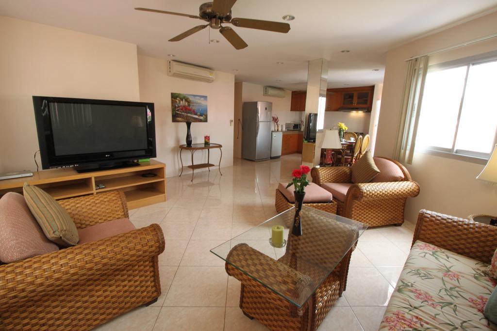 Butterfly Garden Boutique Residences: Luxury Apartments & Villas with Full Amenities Pattaya Room photo