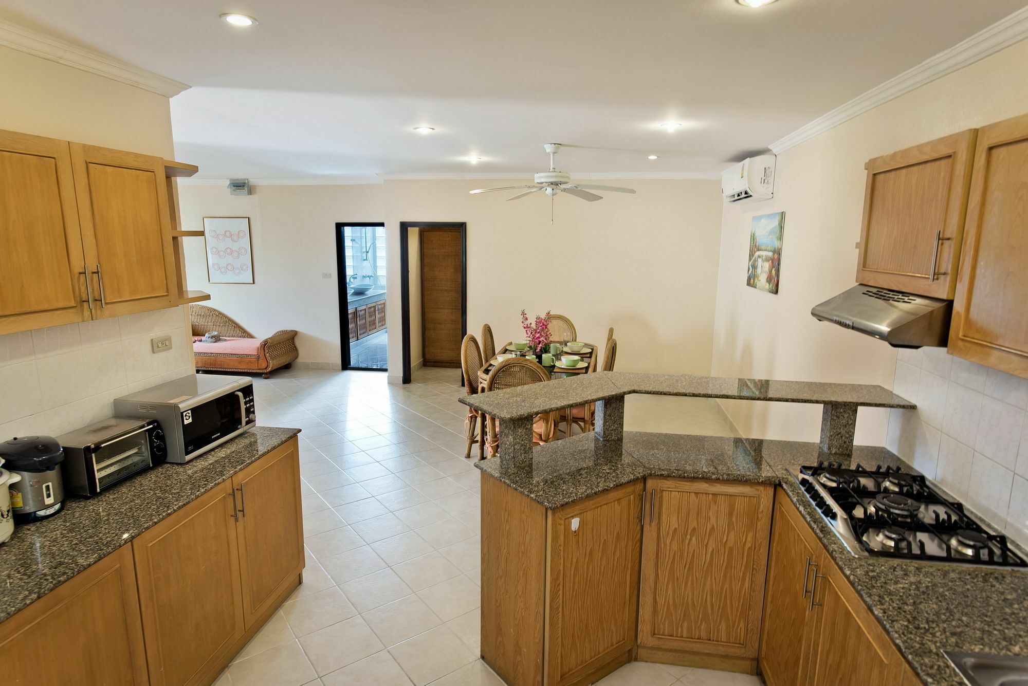 Butterfly Garden Boutique Residences: Luxury Apartments & Villas with Full Amenities Pattaya Exterior photo