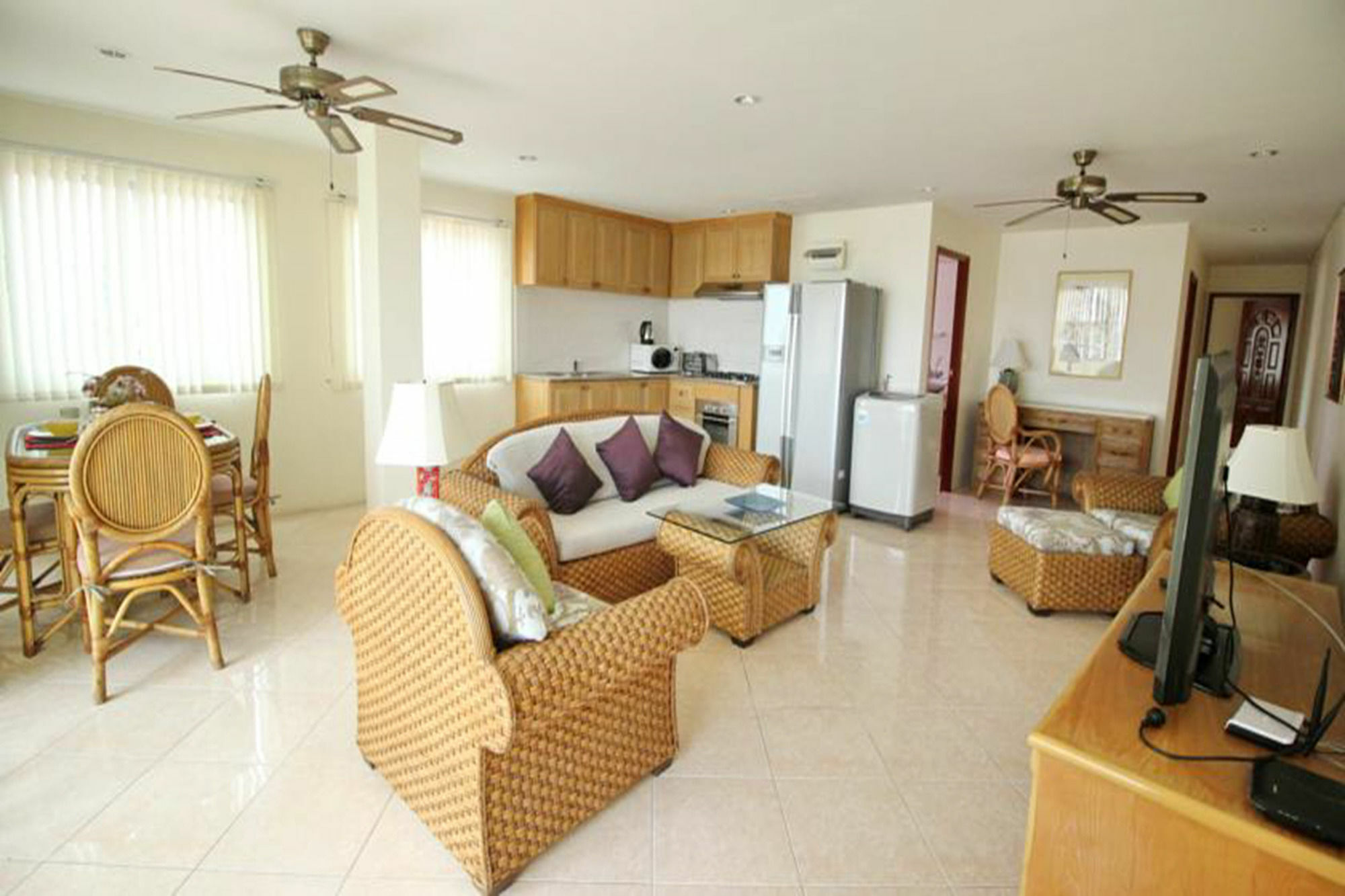 Butterfly Garden Boutique Residences: Luxury Apartments & Villas with Full Amenities Pattaya Exterior photo
