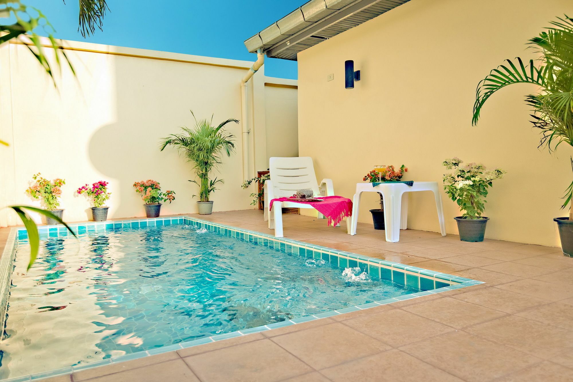 Butterfly Garden Boutique Residences: Luxury Apartments & Villas with Full Amenities Pattaya Exterior photo